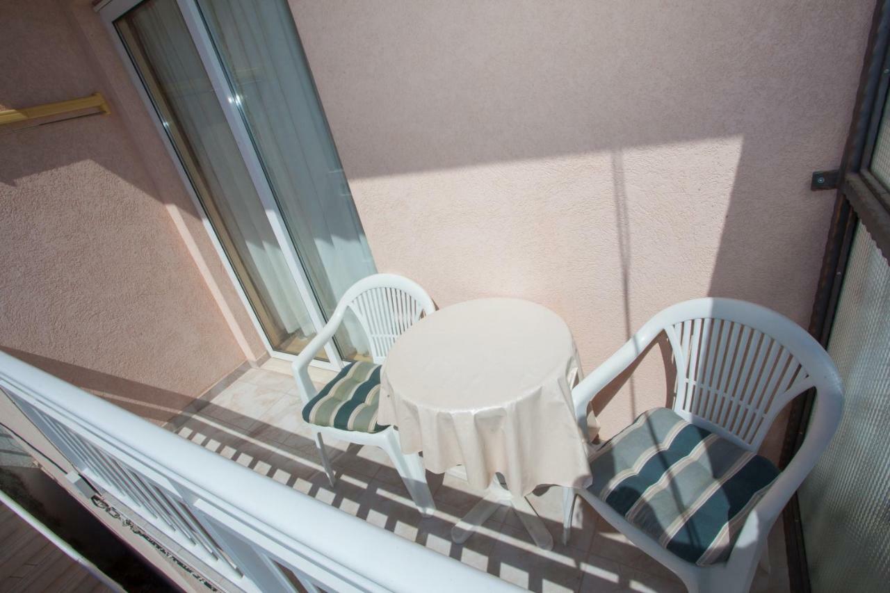 마카르스카 Apartman Antonio 아파트 외부 사진