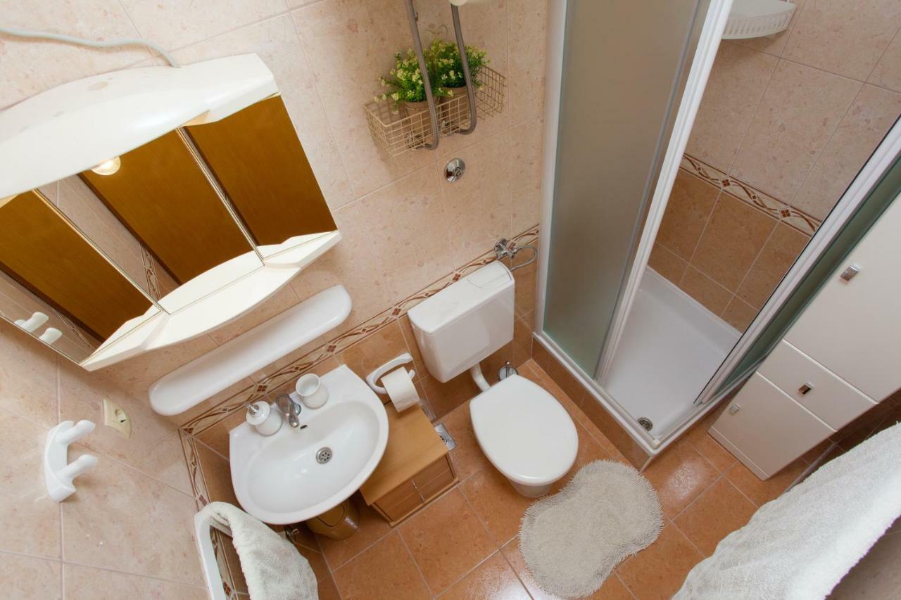 마카르스카 Apartman Antonio 아파트 외부 사진