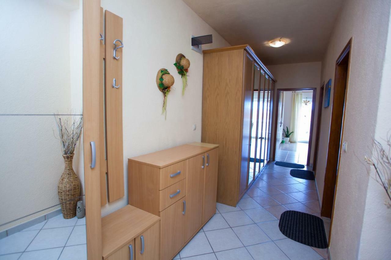 마카르스카 Apartman Antonio 아파트 외부 사진